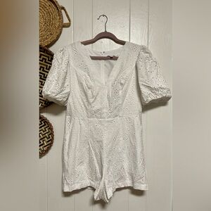 Express White Eyelet Lace Puff Sleeve Romper Size Large
